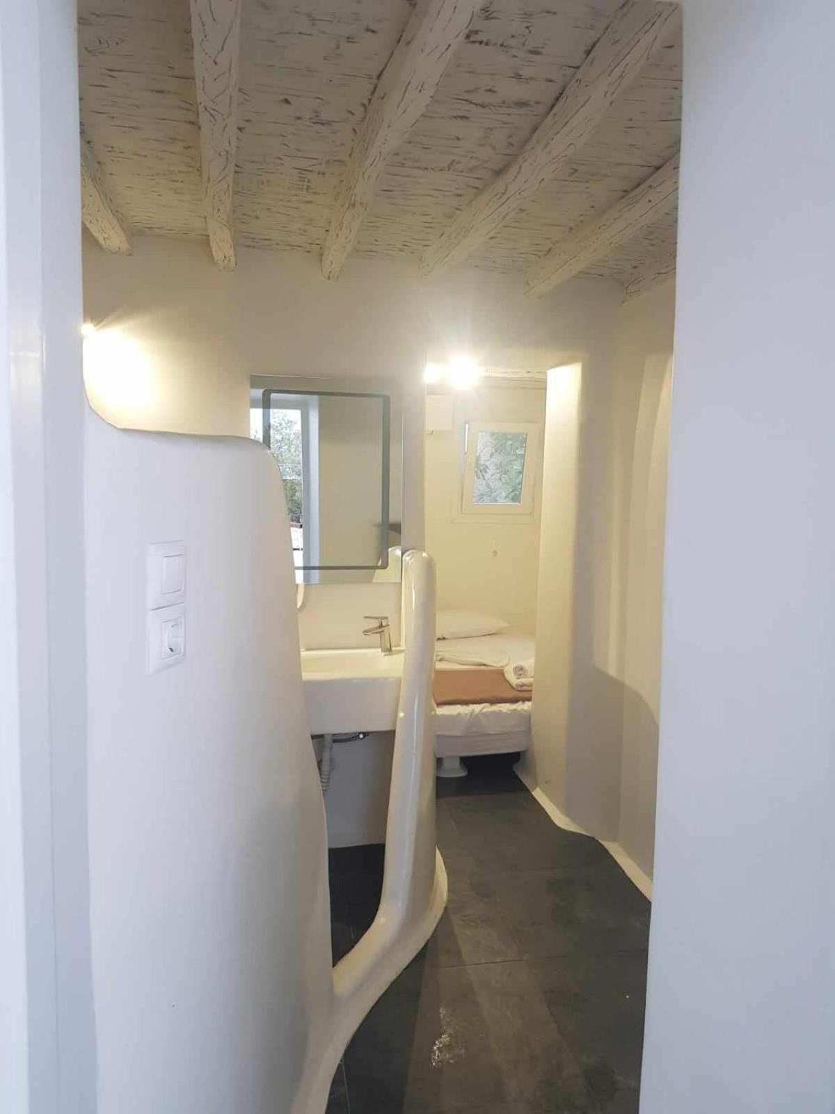 Mykonos Vibes Airport Studios And Apartments Mykonos Town Luaran gambar
