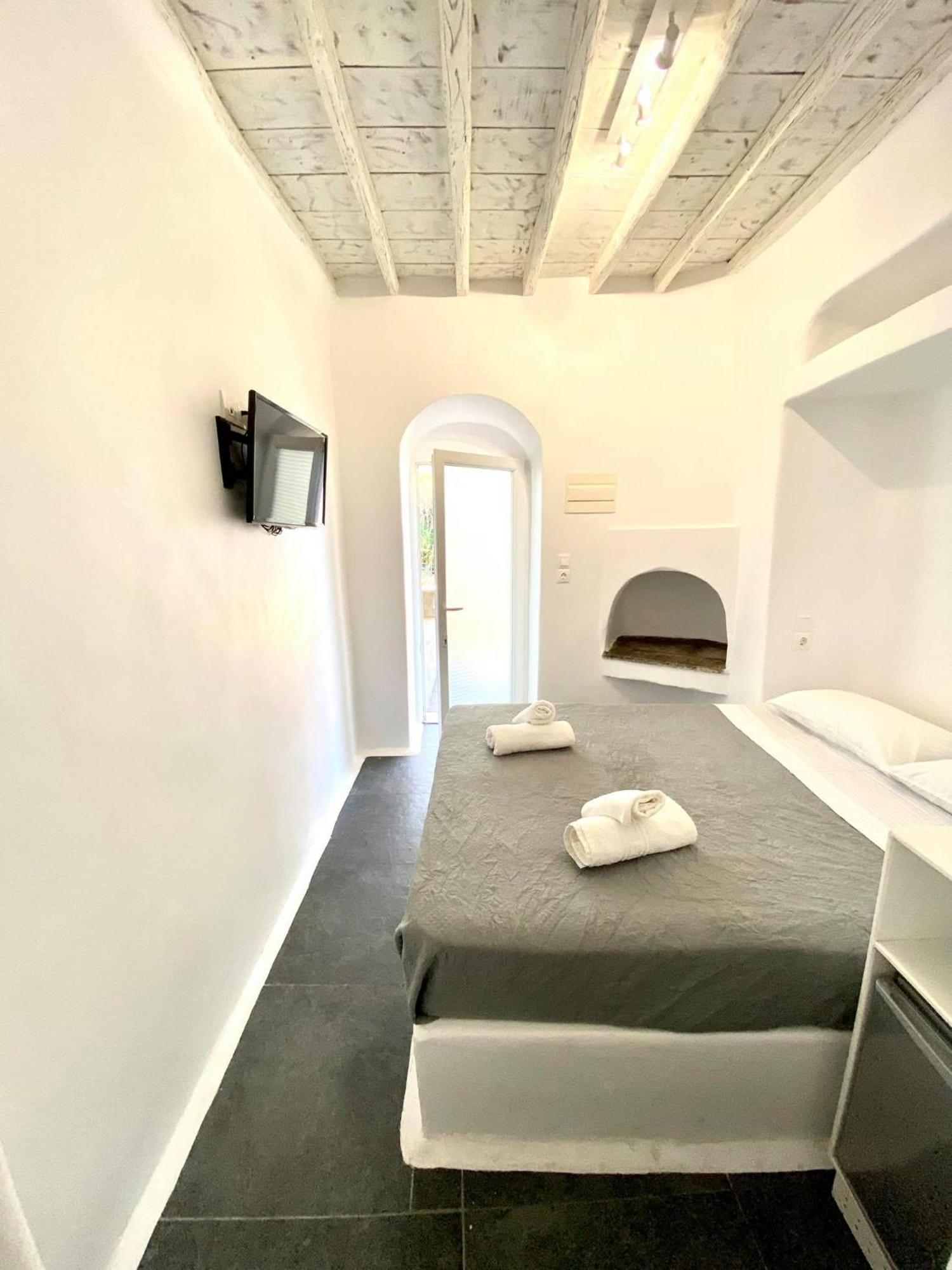 Mykonos Vibes Airport Studios And Apartments Mykonos Town Luaran gambar