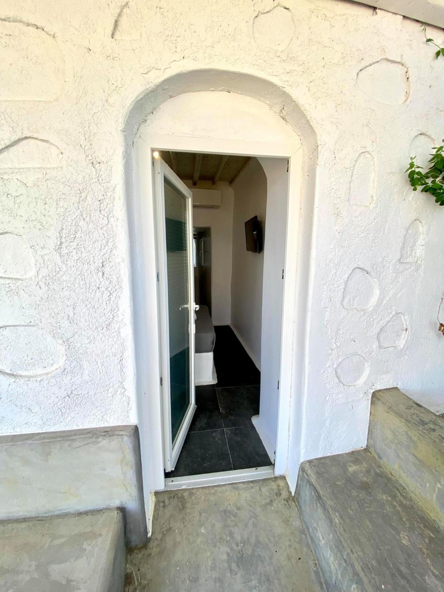Mykonos Vibes Airport Studios And Apartments Mykonos Town Luaran gambar