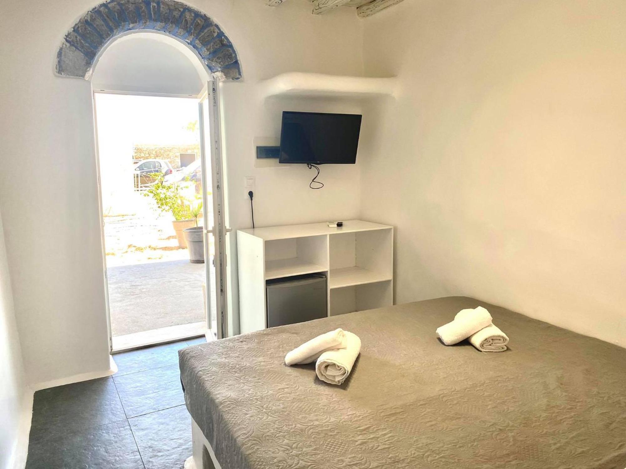 Mykonos Vibes Airport Studios And Apartments Mykonos Town Luaran gambar