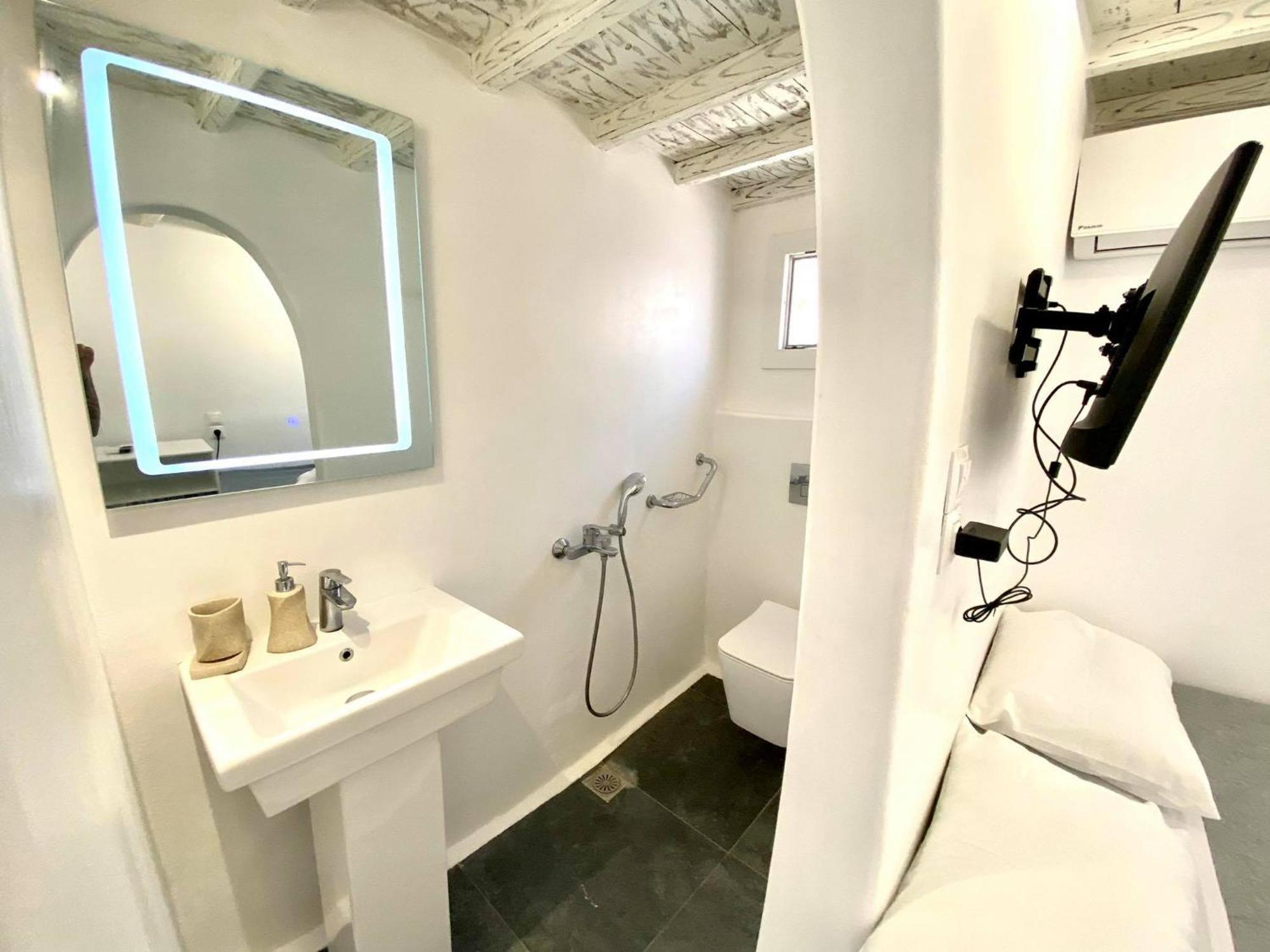 Mykonos Vibes Airport Studios And Apartments Mykonos Town Luaran gambar