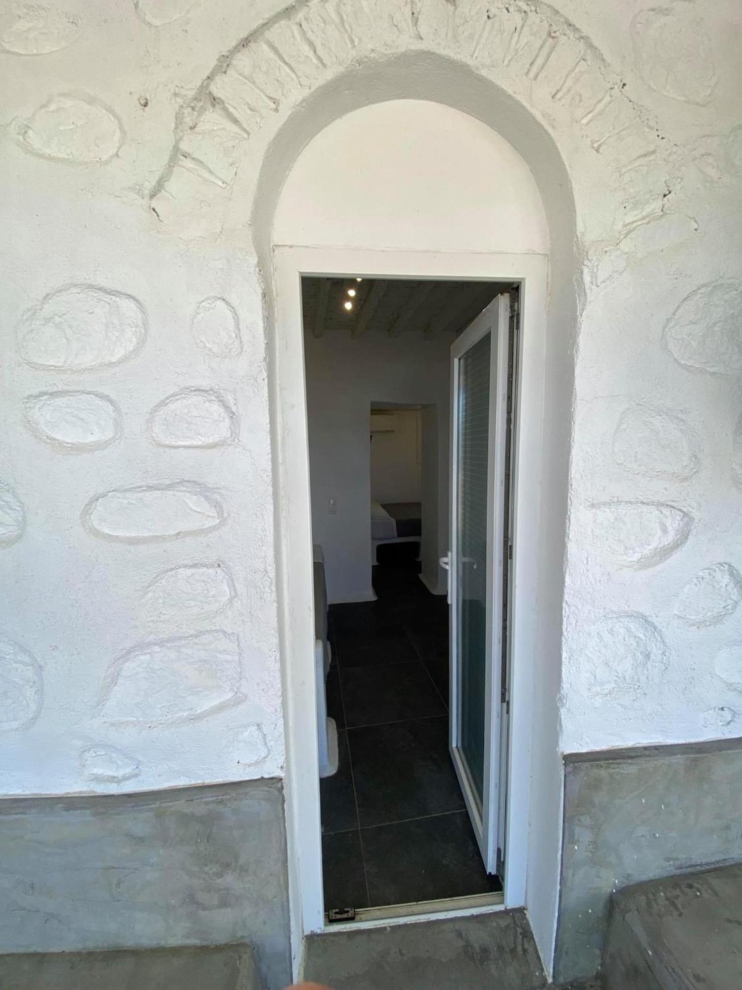 Mykonos Vibes Airport Studios And Apartments Mykonos Town Luaran gambar