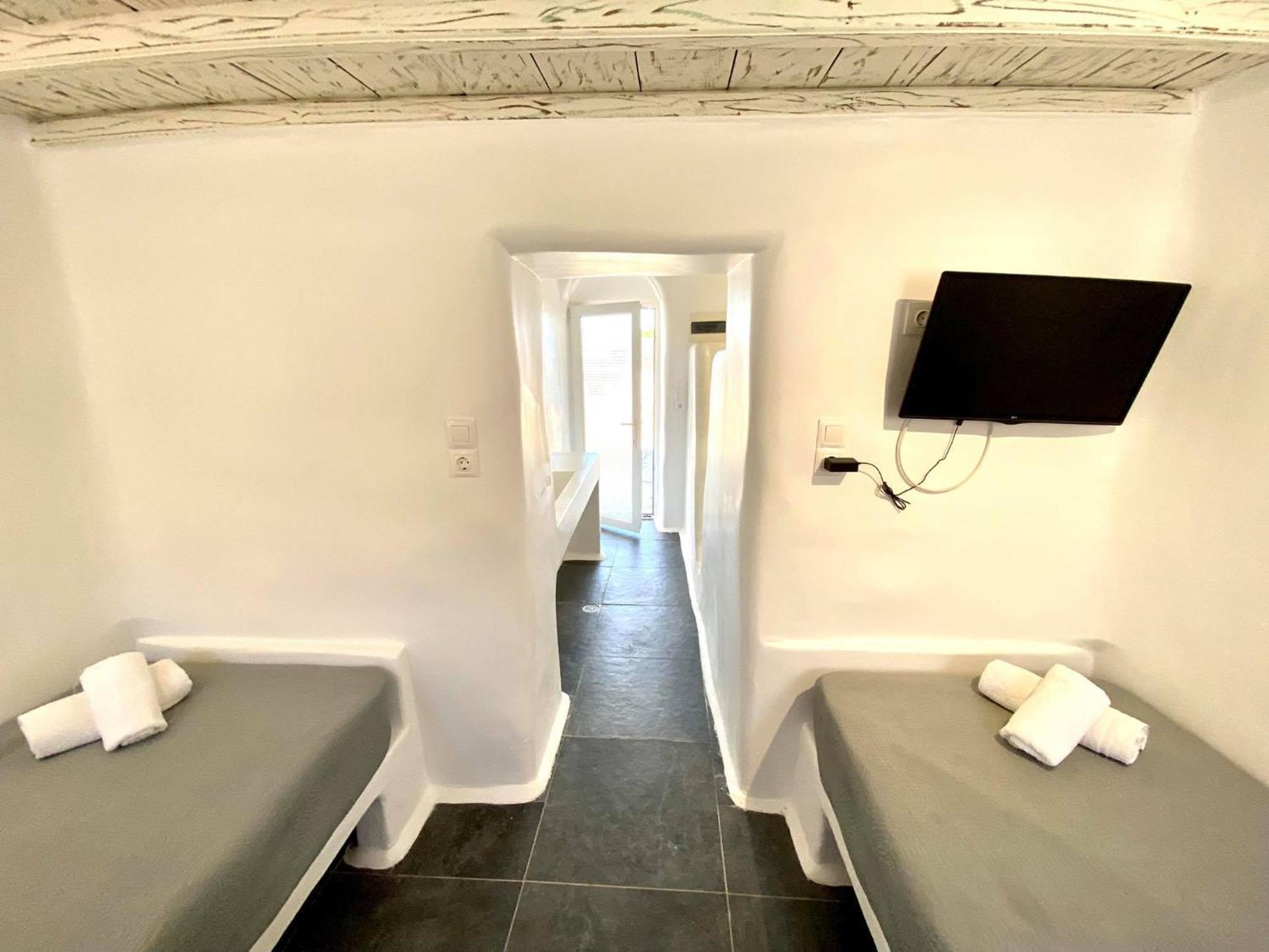 Mykonos Vibes Airport Studios And Apartments Mykonos Town Luaran gambar