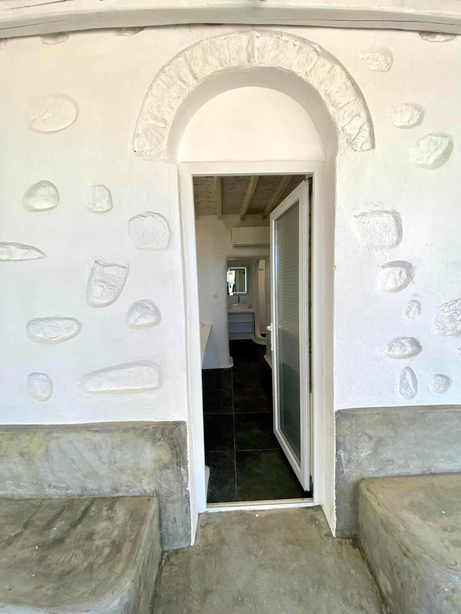 Mykonos Vibes Airport Studios And Apartments Mykonos Town Luaran gambar