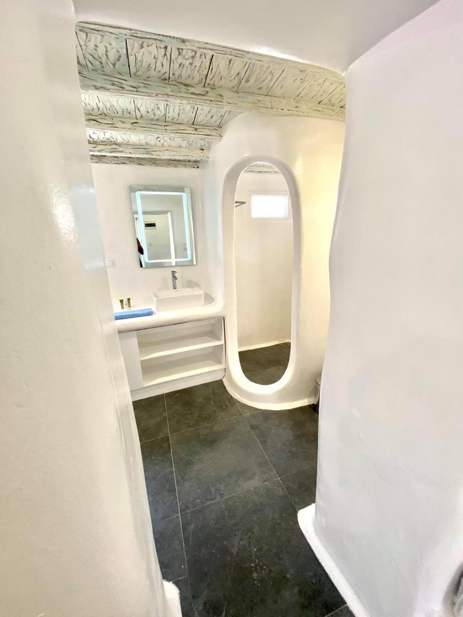 Mykonos Vibes Airport Studios And Apartments Mykonos Town Luaran gambar
